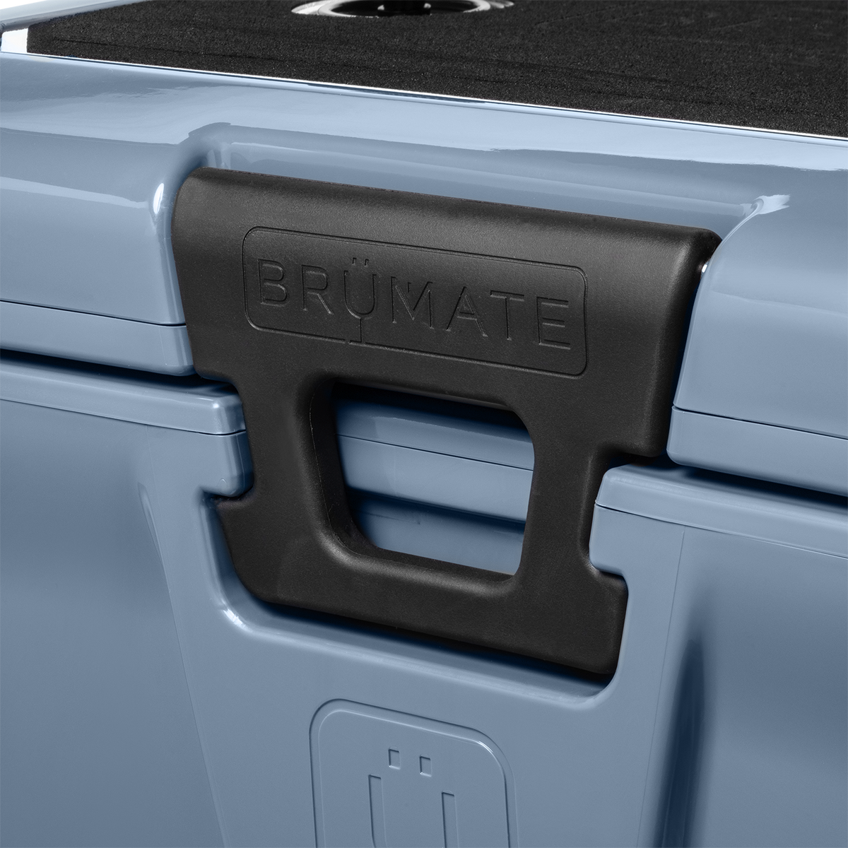 brutank-20qt-o9 BruTank-20-Denim-Latch.png