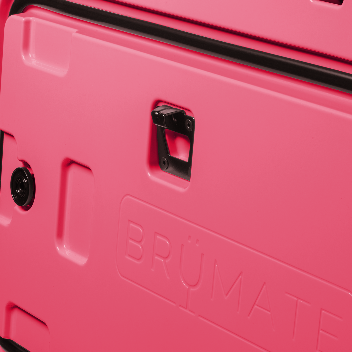 brutank-e0 brutank-55qt-neonpink-bottle-opener.png