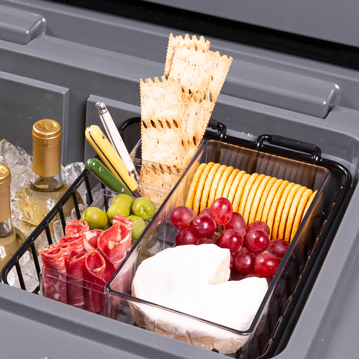 brutank-35qt-55qt-dry-rack-w0 brutank-dry-rack_accessory_alt-1.png